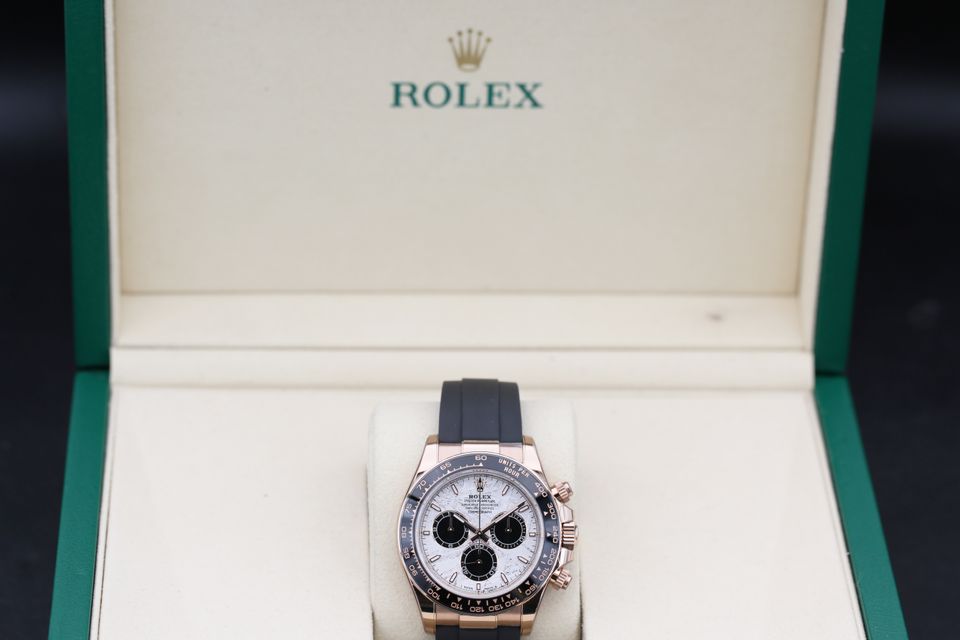 Rolex Daytona 126515 LN Image 4